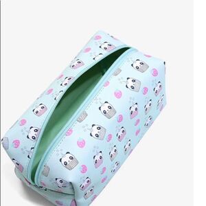 ‎Panda Cupcake Makeup Bag